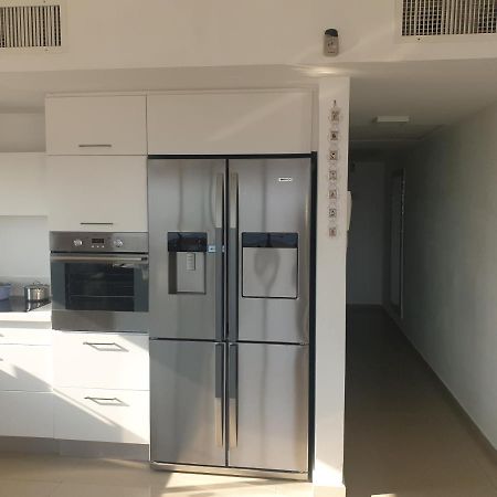 Luxury Exclusive Top Class Apartment On The Sea With Best Sea View And Jacuzzi רק למשפחות !!!! Ейлат Екстериор снимка