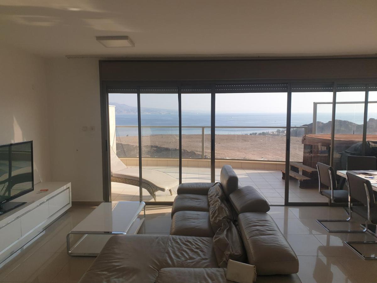 Luxury Exclusive Top Class Apartment On The Sea With Best Sea View And Jacuzzi רק למשפחות !!!! Ейлат Екстериор снимка