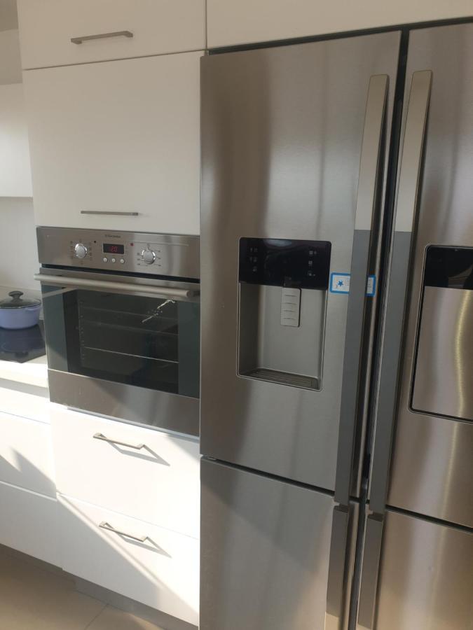 Luxury Exclusive Top Class Apartment On The Sea With Best Sea View And Jacuzzi רק למשפחות !!!! Ейлат Екстериор снимка