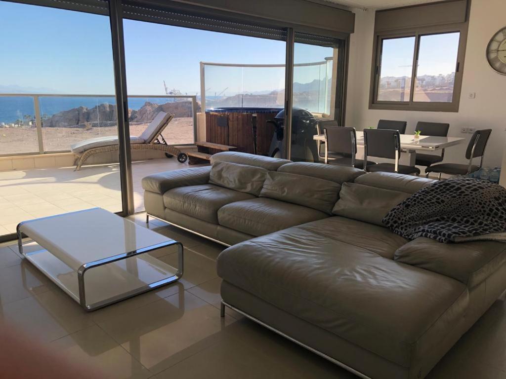Luxury Exclusive Top Class Apartment On The Sea With Best Sea View And Jacuzzi רק למשפחות !!!! Ейлат Екстериор снимка