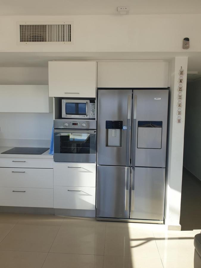 Luxury Exclusive Top Class Apartment On The Sea With Best Sea View And Jacuzzi רק למשפחות !!!! Ейлат Екстериор снимка